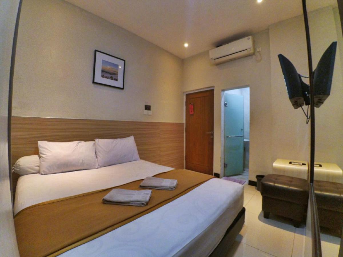 Cabin Hotel Sutomo Γιογκιακάρτα Εξωτερικό φωτογραφία
