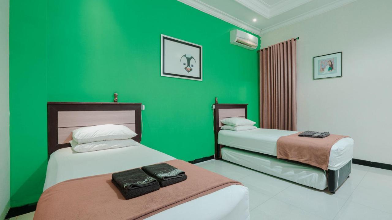 Cabin Hotel Sutomo Γιογκιακάρτα Εξωτερικό φωτογραφία
