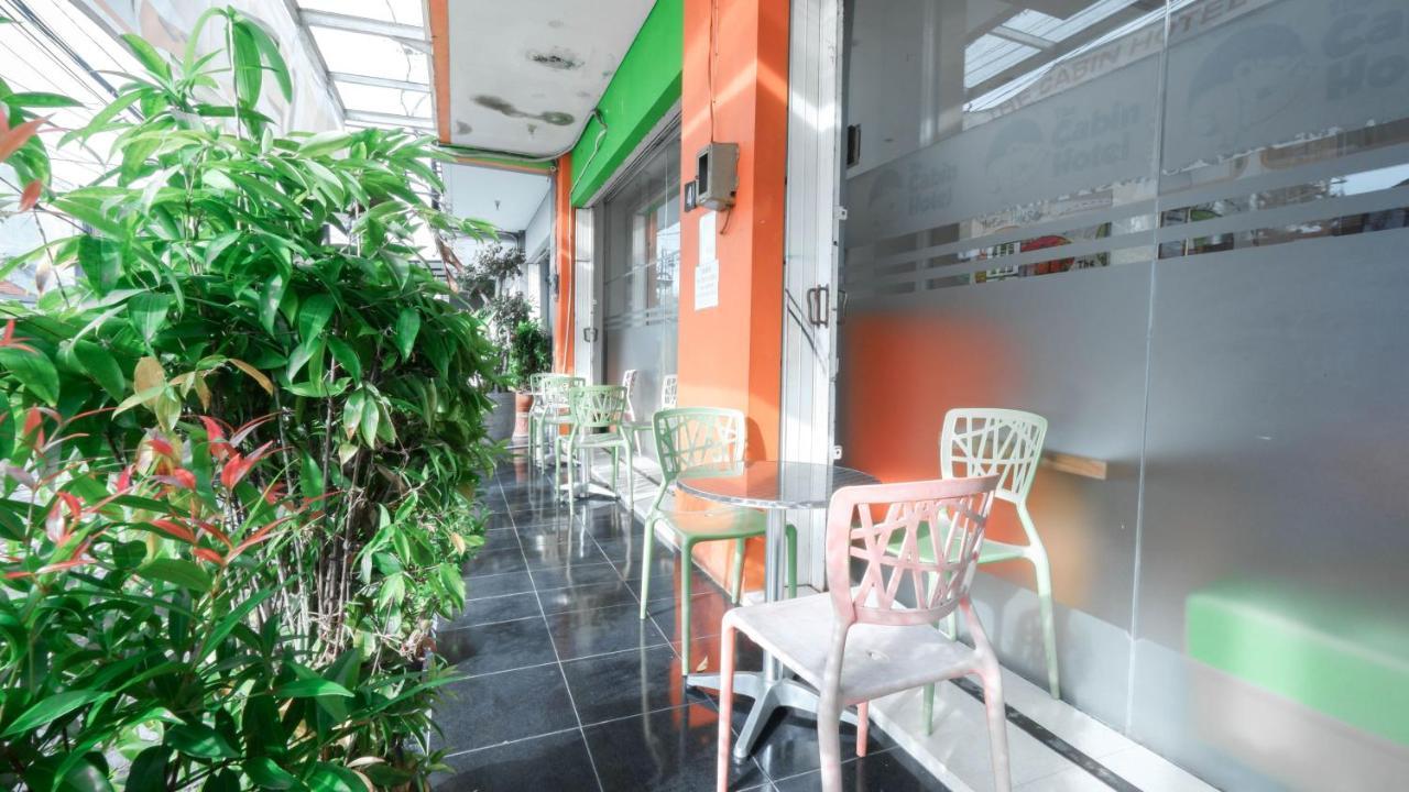 Cabin Hotel Sutomo Γιογκιακάρτα Εξωτερικό φωτογραφία