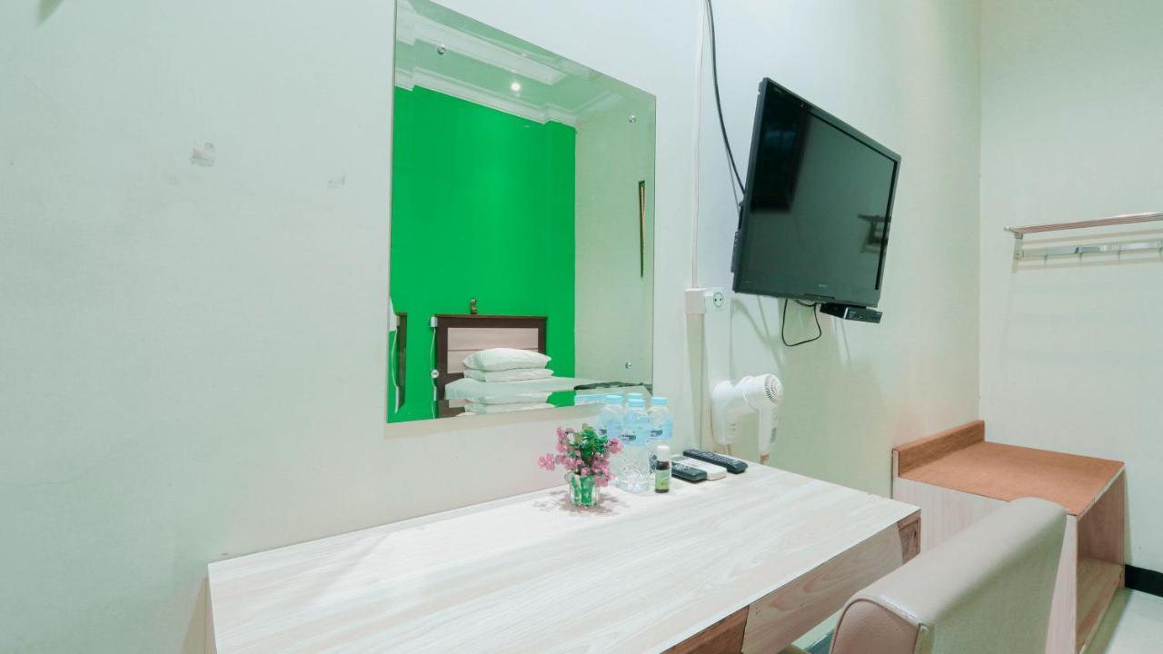 Cabin Hotel Sutomo Γιογκιακάρτα Εξωτερικό φωτογραφία