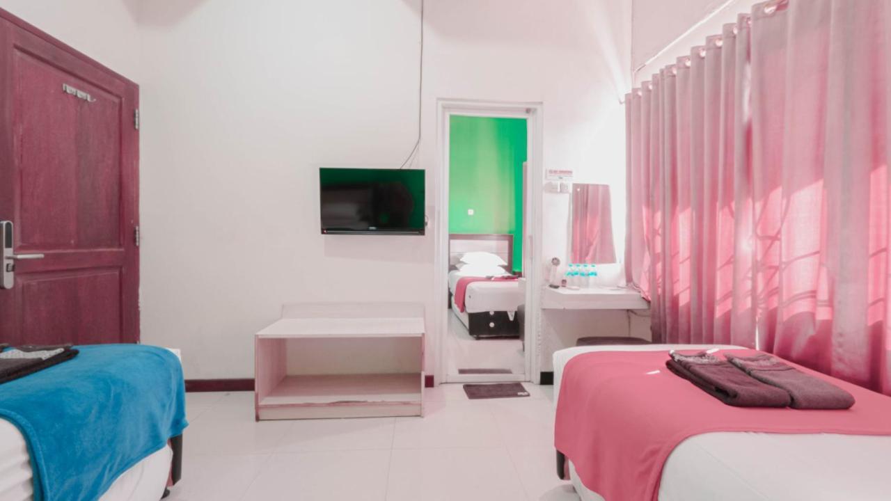 Cabin Hotel Sutomo Γιογκιακάρτα Εξωτερικό φωτογραφία