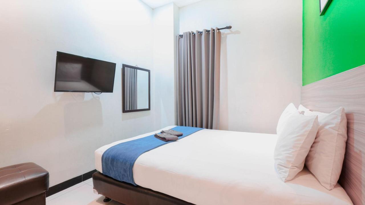 Cabin Hotel Sutomo Γιογκιακάρτα Εξωτερικό φωτογραφία