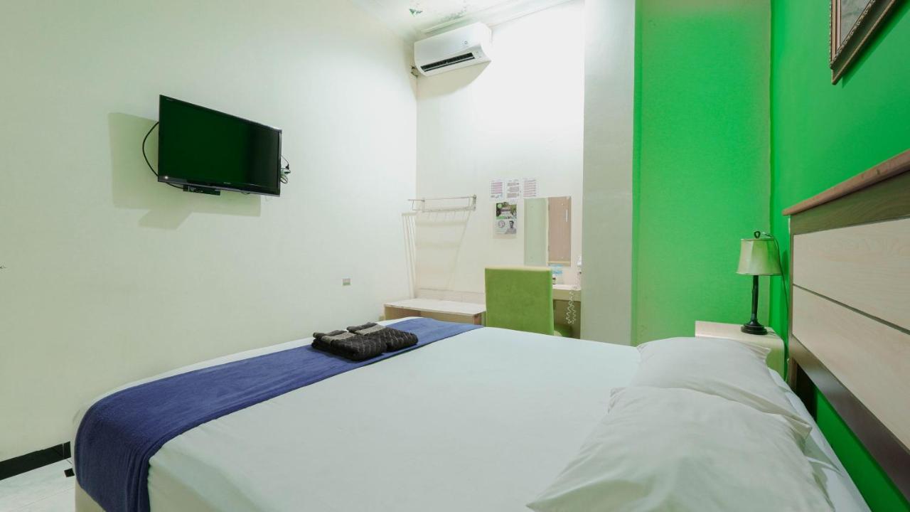 Cabin Hotel Sutomo Γιογκιακάρτα Εξωτερικό φωτογραφία