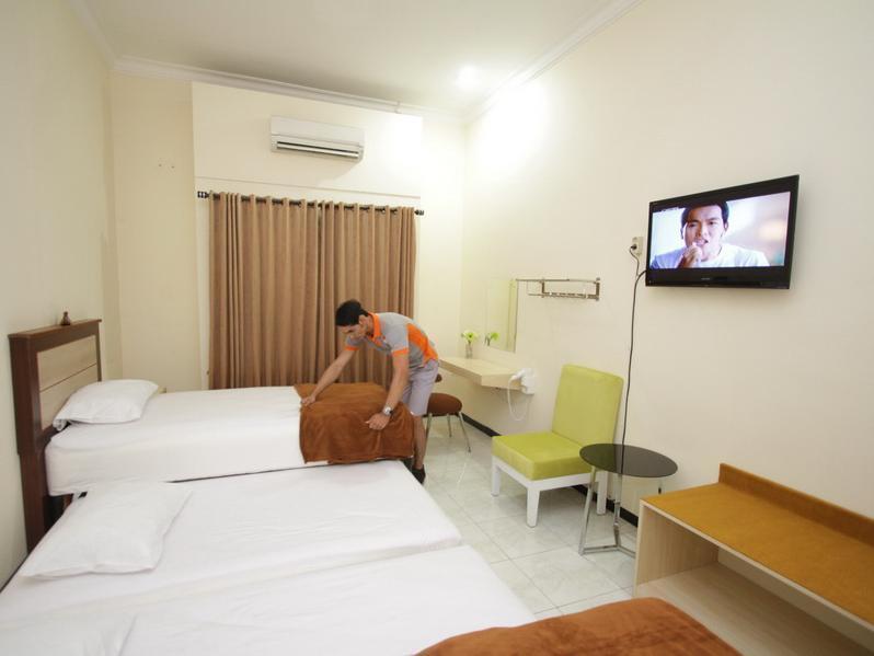 Cabin Hotel Sutomo Γιογκιακάρτα Εξωτερικό φωτογραφία