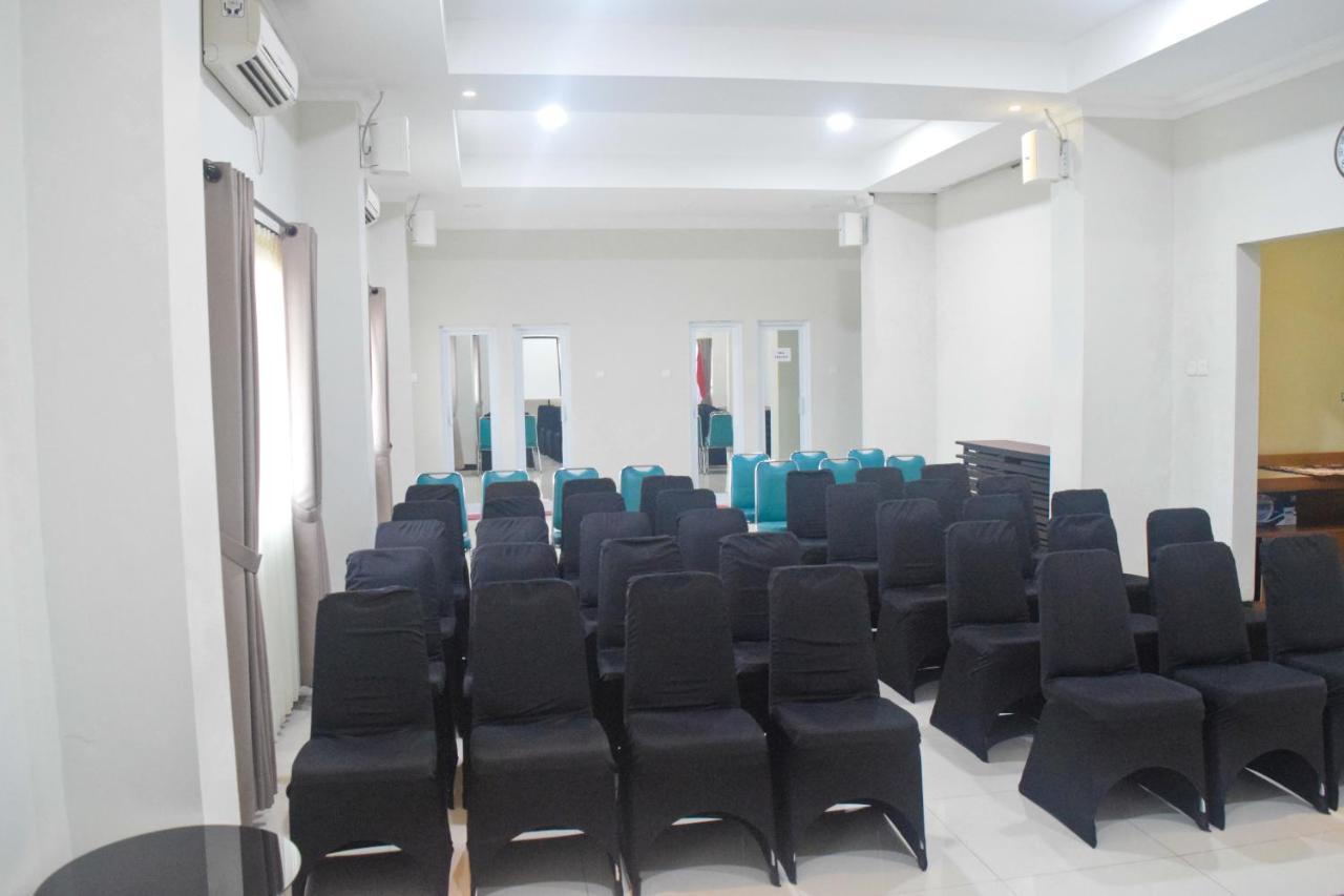 Cabin Hotel Sutomo Γιογκιακάρτα Εξωτερικό φωτογραφία