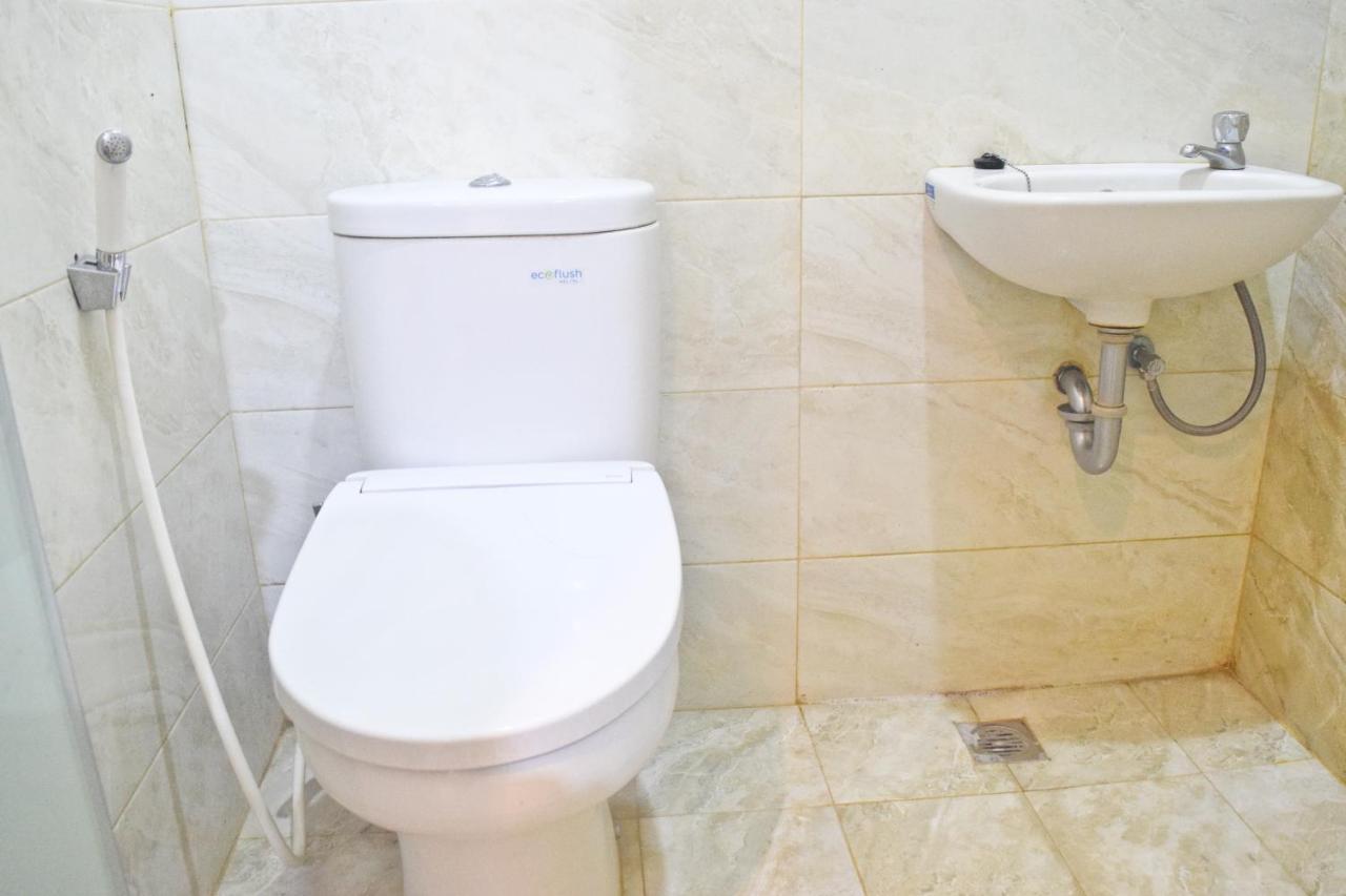 Cabin Hotel Sutomo Γιογκιακάρτα Εξωτερικό φωτογραφία